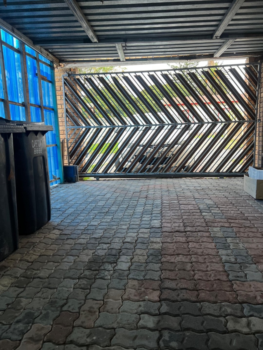 To Let 3 Bedroom Property for Rent in Nooitgedacht Western Cape